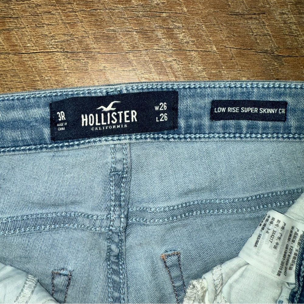 Hollister Low Rise Super Skinny Crop Women’s Jeans - Picture 9 of 14